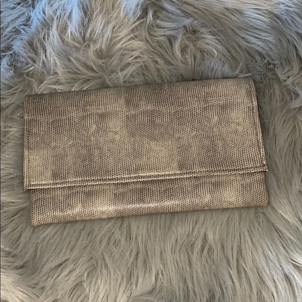 Envelope clutch